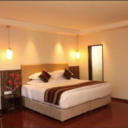 The Altruist Business Hotel Kharadi Pune Eksteriør bilde