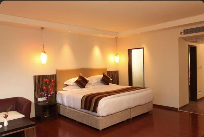 The Altruist Business Hotel Kharadi Pune Eksteriør bilde