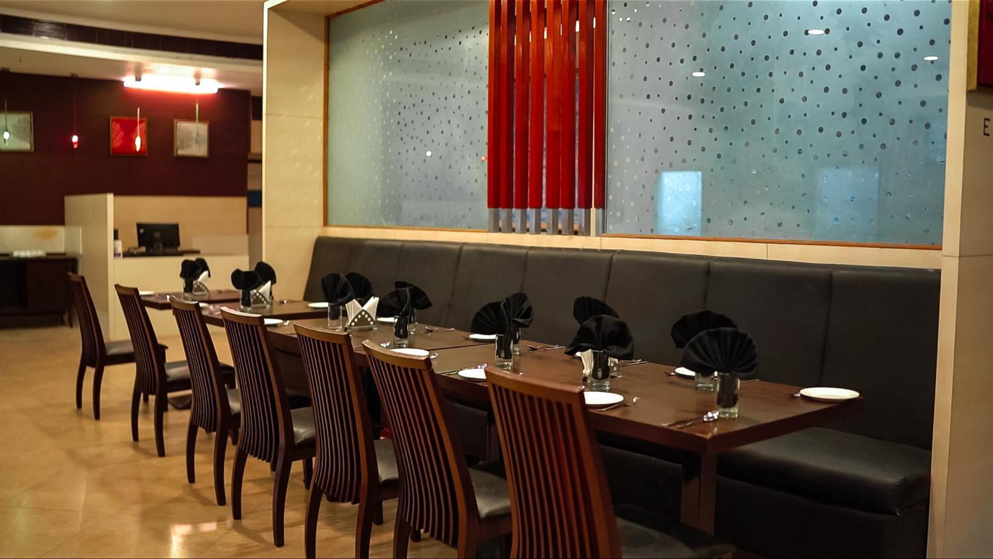 The Altruist Business Hotel Kharadi Pune Eksteriør bilde